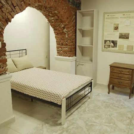 Center Detached * Sofya